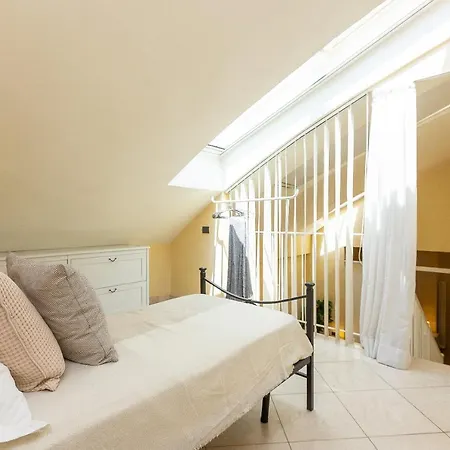 Apartment Palazzo Ghibellina 3 By In