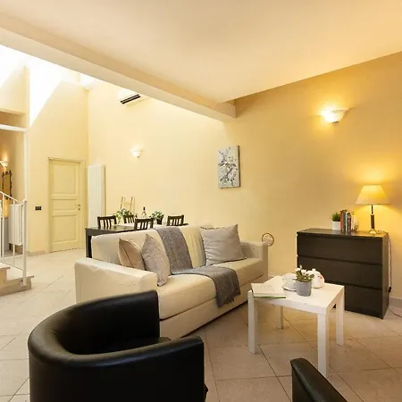 Palazzo Ghibellina 3 By In Apartment Florence