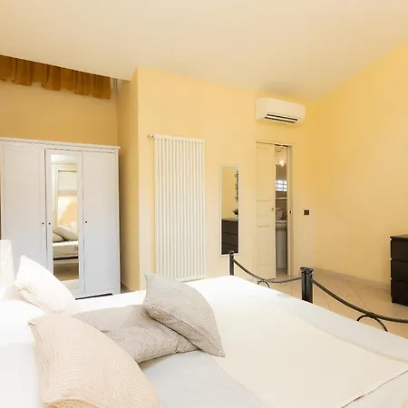 Apartament Palazzo Ghibellina 3 By In